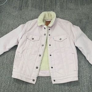 Light pink Levi’s jacket
